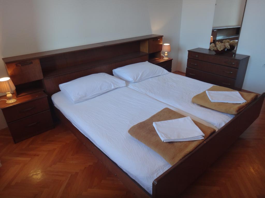 Apartments Pavlov Tisno Εξωτερικό φωτογραφία